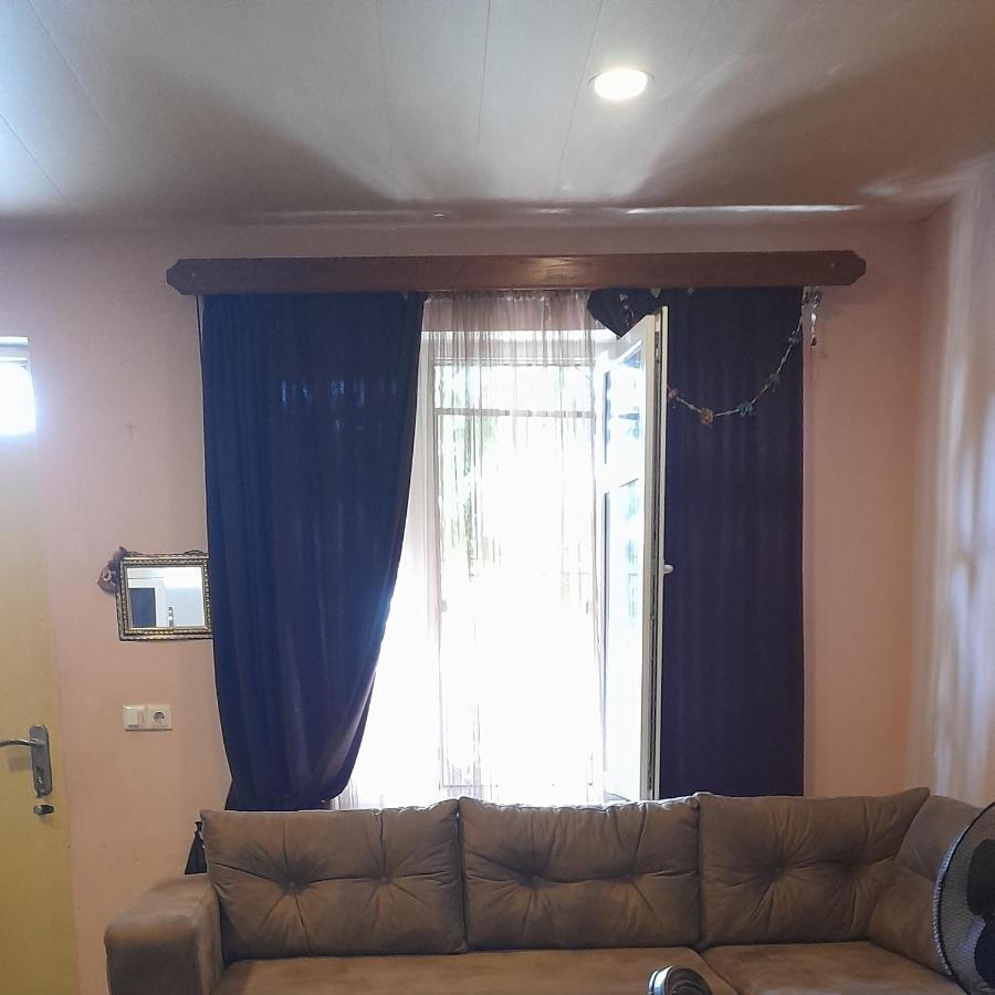 Historical Apartment In City Center Tiflis Exterior foto
